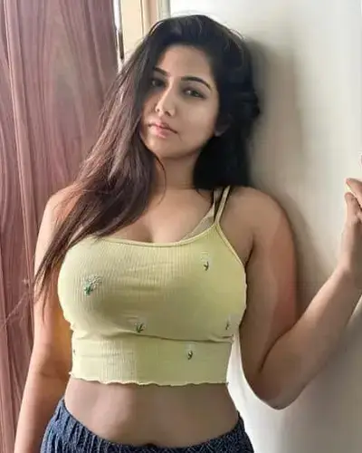 Escorts Razole